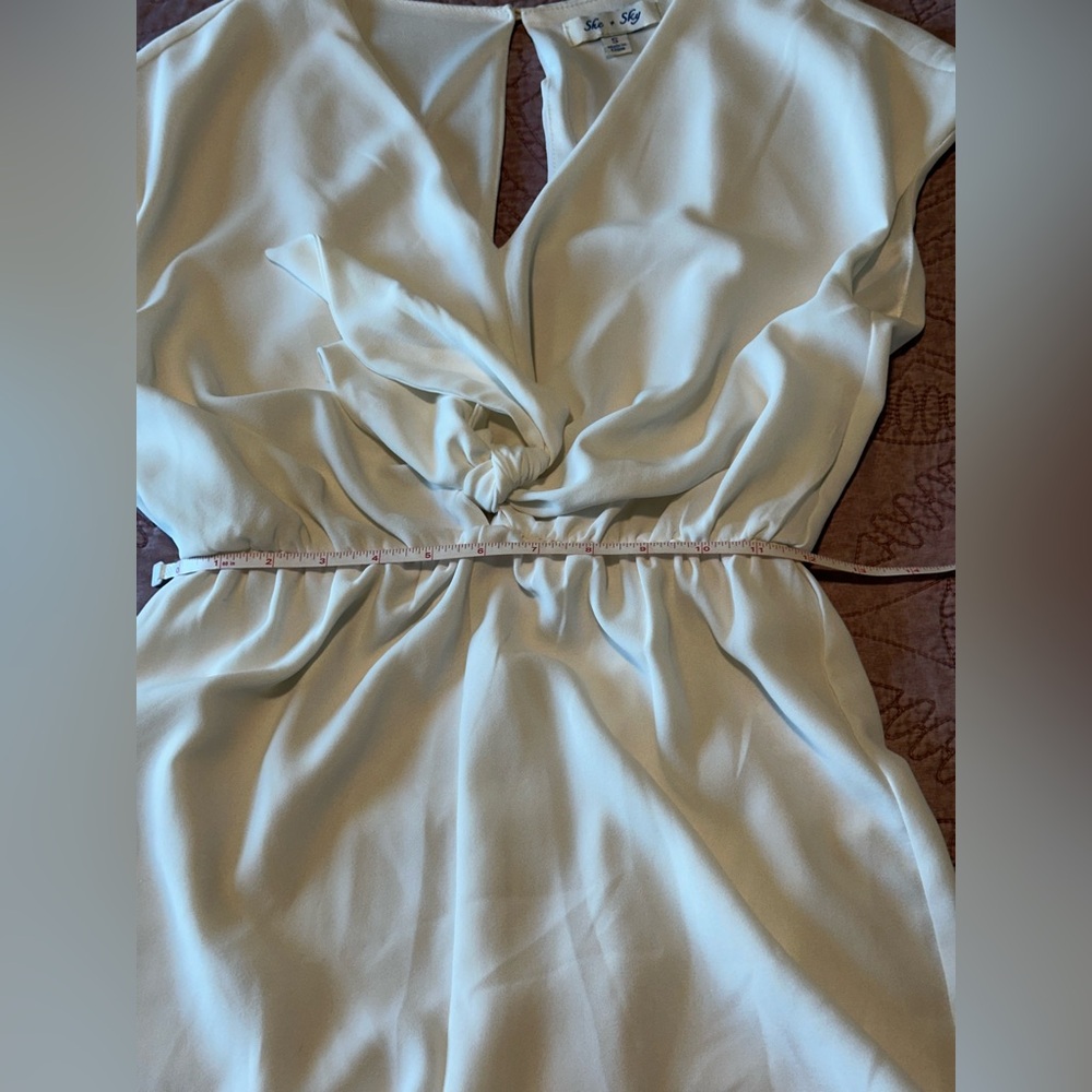 White Romper with Tie Front - Picture 6 of 16